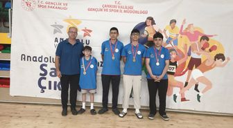 Badmintonda çifte zafer