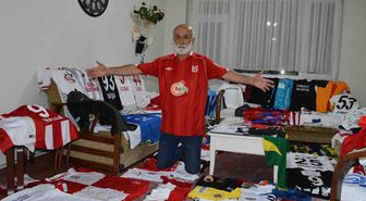 Balıkesir’de 300 formalık koleksiyon