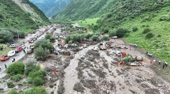 Gansu'da Şiddetli Yağışların Neden Olduğu Sel Felaketi: 10 Ölü, 23 Yaralı