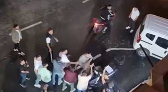 Gaziosmanpaşa'da Zabıta ile Esnaf Arasında Kaldırım İşgali Kavgası
