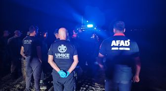 Hazar Gölü'nde Boğulma Faciası: 17 Yaşındaki Genç Hayatını Kaybetti