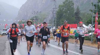Kapıkayafest’te 21 kilometrelik dağ koşusunda nefes kesen mücadele