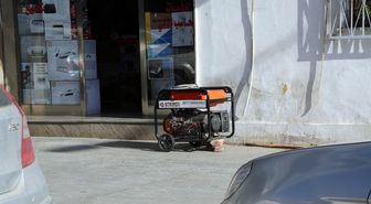 Sıcaklıkların 50 dereceye ulaştığı Libya'da uzun süreli elektrik kesintileri protestolara neden oldu