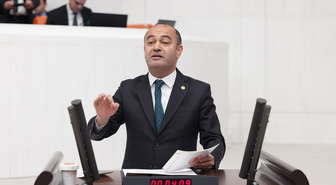 Özgür Karabat: 'Türkiye faiz ekonomisine teslim oldu, üretme faiz al mesajı veriliyor'