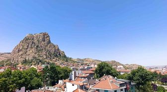 Afyonkarahisar'da Hafta Sıcak ve Az Bulutlu Başladı