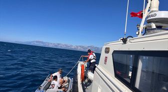 Antalya’da lastik bottaki 2 kişi kurtarıldı