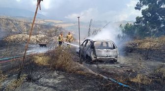 Hatay'da Bahçede Çıkan Yangın Otomobil ve Serayı Kullanılmaz Hale Getirdi