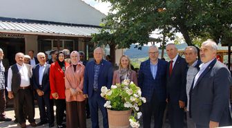 Bozcaarmut'ta 16. Hayır Günü coşkusu