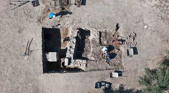 Apollon Smintheus'ta bin 500 yıllık dibek ve küp bulundu