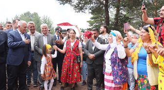 Binali Yıldırım, Erzincan'daki Orçul Festivali'nde Vatandaşlarla Buluştu