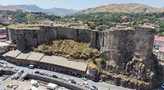 Bitlis Kalesi'ndeki kazıların %95'i tamamlandı