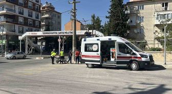 Burdur'da motosiklet-elektrikli bisiklet çarpıştı: 2 yaralı