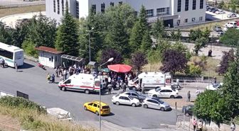 Zonguldak'ta park halindeki araç yayalara çarptı: 4 yaralı