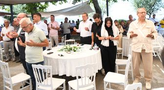 Lapseki'de Şeftali Festivali'nde 11 çocuk sünnet ettirildi