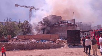 Malatya'da ev yangını: Maddi hasar var