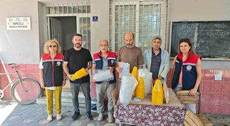 Aydın'da çiftçilere 2 bin 500 kitlesel yakalama tuzağı dağıtıldı