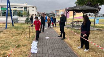 Kütahya'da Oryantiring Yarışmasında Sporcular Sağanak Yağmura Meydan Okudu