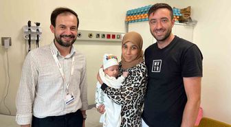 Minik Muhammed Anne Karnında Akciğerine Takılan Şant ile Hayata Tutundu