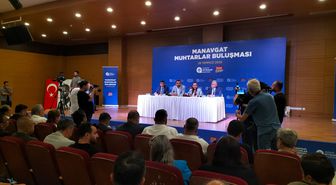 Manavgat'ta muhtarlarla altyapı toplantısı