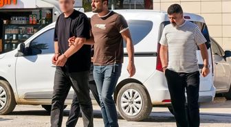 Arkadaşını tehditle 80 bin TL borcunu ödetti