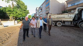 Arnavutköy Başkanı Cide'de sel bölgesini ziyaret etti