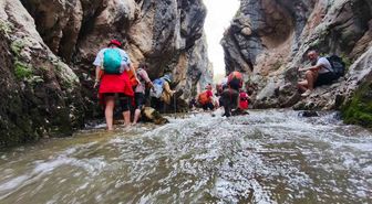 Trabzonlu Doğaseverler Yılanlı Kanyon'u Keşfetti