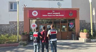 Hakkari'de Jandarma Operasyonu: 4 Hükümlü Yakalandı