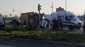 Kayseri'de otomobil ile hafif ticari aracın çarpıştığı kazada 4 kişi yaralandı