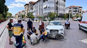 Kula'da otomobil-motosiklet çarpıştı: 2 yaralı