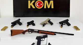 Muğla'nın 3 ilçesinde ruhsatsız silah operasyonu yapıldı