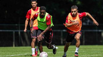 Samsunspor kampın 8. gününde AEK maçına hazırlanıyor