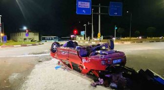 Tokat'ta Tır ve Tofaş Çarpıştı: Otomobil Ters Döndü, 2 Yaralı