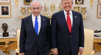 Trump, Netanyahu ile Beyaz Saray'da bir araya geldi