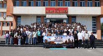 Ağrı'da 1071 genç tarih ve kültür rotası yolculuğuna uğurlandı