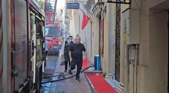 Beyoğlu İstiklal Caddesi’nde restoranda çıkan yangın söndürüldü