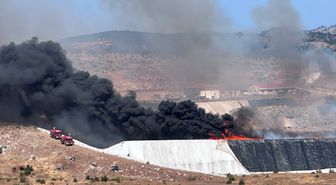 Çanakkale'de katı atık bertaraf ve depolama tesisinde çıkan yangına müdahale ediliyor