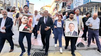 Çankırı'da görevden alınan İl Başkanı Ağaoğlu ve partililer CHP'den istifa edip, Yeni Parti'ye geçti