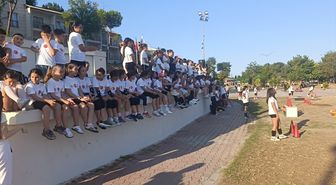 Gerze Belediyesi Spor Okulları öğrencileri festivalde yeteneklerini sergiledi