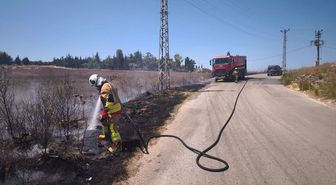 İskenderun ve Arsuz ilçelerinde çıkan yangınlar söndürüldü