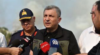 Kumluca'da orman yangını