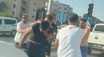 Kuşadası'nda trafikte kavga: 2 gözaltı