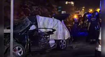 Mardin'de kamyon ile otomobilin çarpıştığı kazada can kaybı 3'e çıktı
