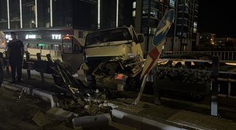 Niğde'de 3 aracın karıştığı kazada 4 kişi yaralandı