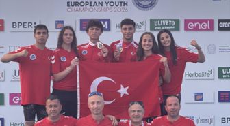 Sportif Cankurtarma Havuz Branşı Erkek Milli Takımı, Avrupa Şampiyonası'nda altın madalya kazandı
