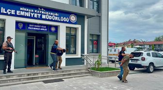 Tokat'ta araç lastiği çaldıkları iddia edilen 4 zanlı yakalandı