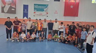 Yaz Kur'an Kursu öğrencileri futsal turnuvasında buluştu