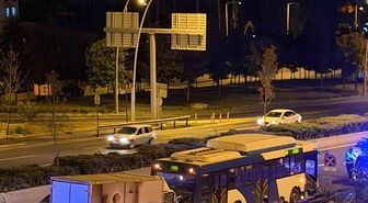 Ankara’da kamyonet EGO otobüsüne çarptı