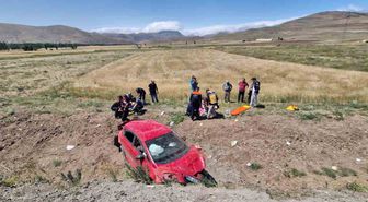 Bayburt’ta otomobil takla attı, 8 kişi yaralandı