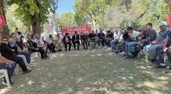 Deniz Demir'den oturma eylemindeki şehit yakınları ve gazilere ziyaret