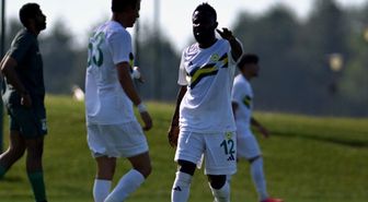 Esenler Erokspor, Al Ittihad'ı geriden gelip mağlup etti